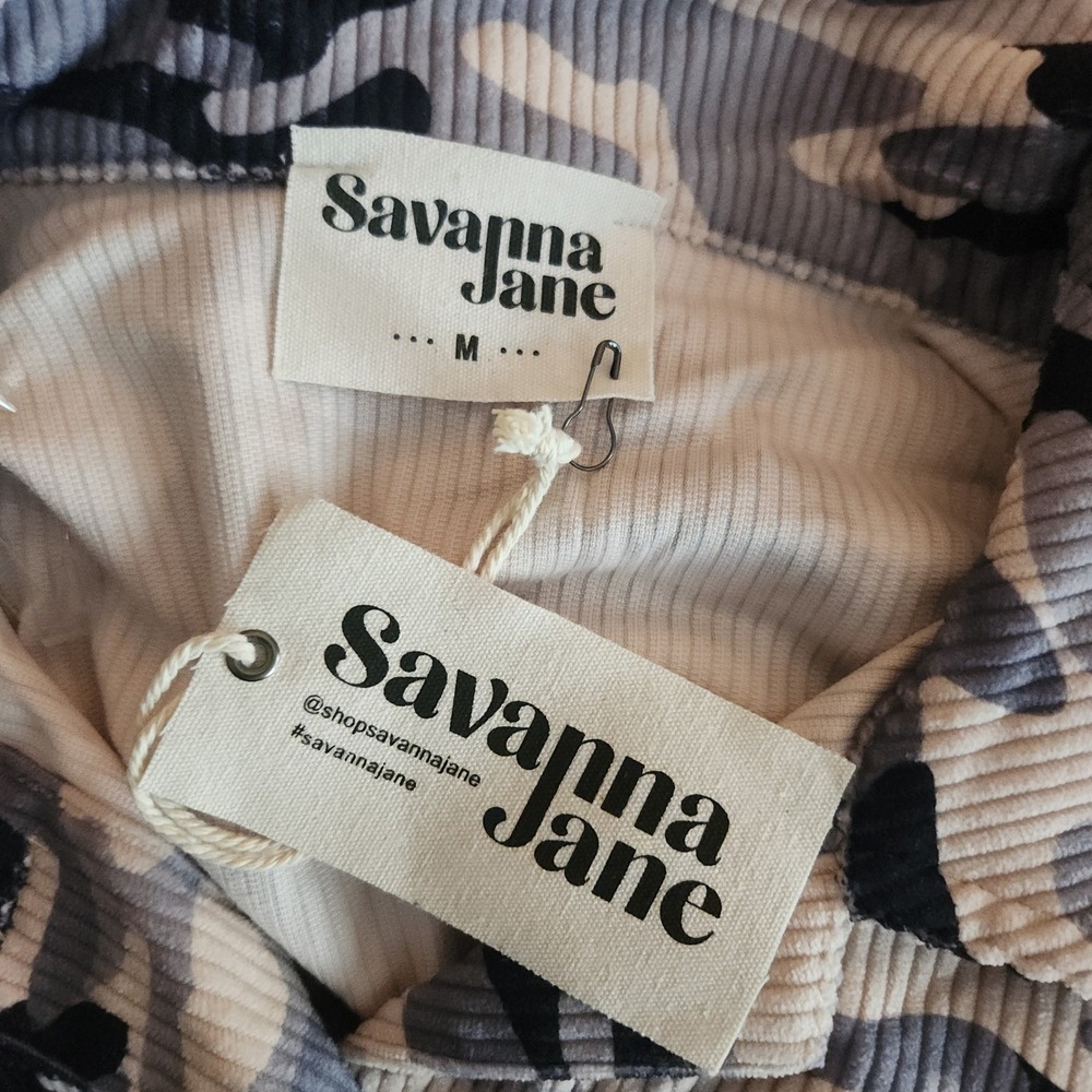 Savanna Jane Womens Camo Corduroy Shacket Jacket Size Medium - Picture 5 of 5